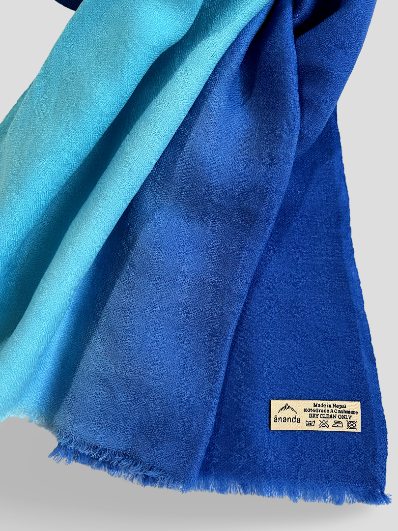 Finest Cashmere Stole  - Bluesette Ombre