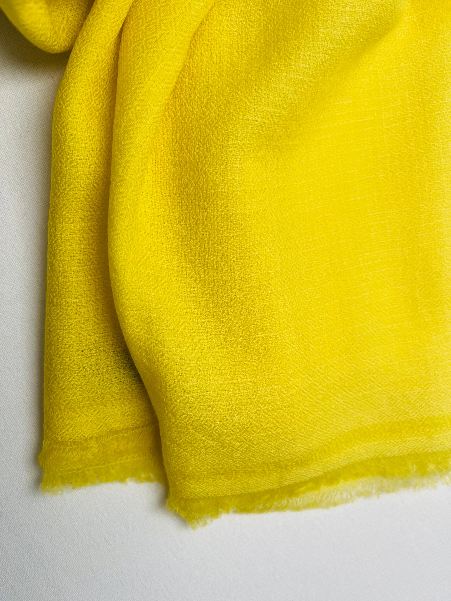 Finest Cashmere Stole  - Citrus Meringue Ombre